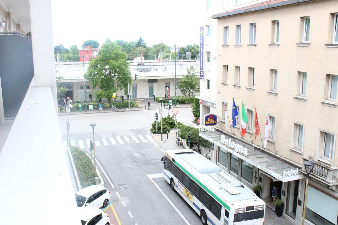 Suites Train Station Mestre Exterior photo